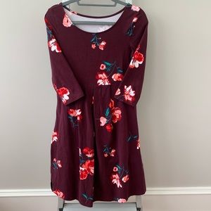 Old Navy 3/4 Sleeve Maternity A-Line Burgundy Floral Dress